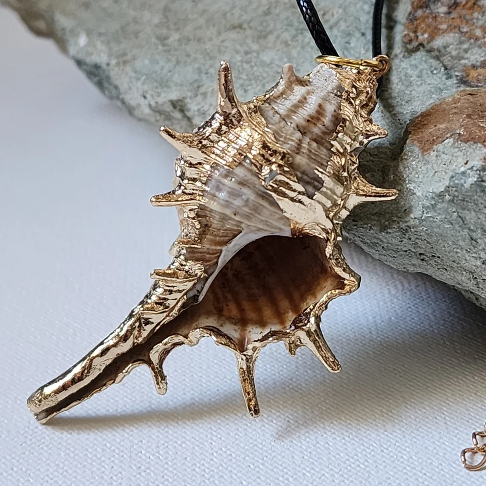Free People Jewelry Genuine Ocean Shell Gold Boho Hypoallergic Black cord